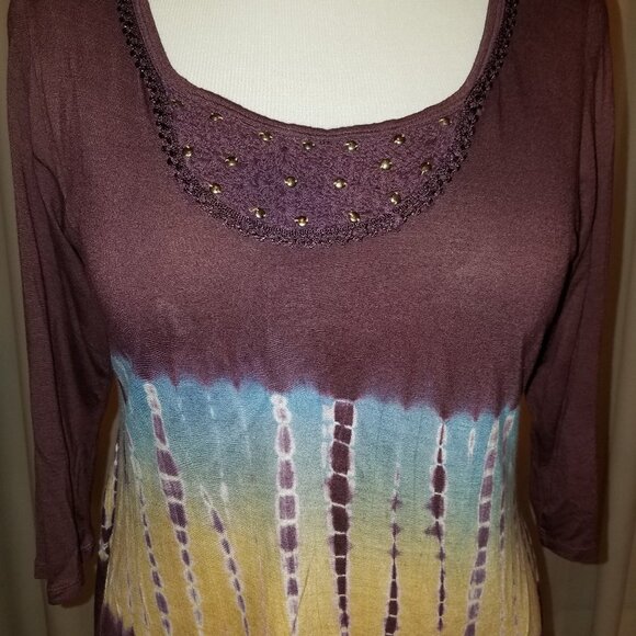 Maroon blue yellow long sleeve top with studs L - Picture 2 of 3